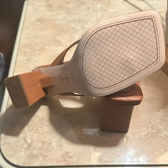 Jessica Simpson Brown Quilted Leather Women's Sandals - Picture 4 of 5